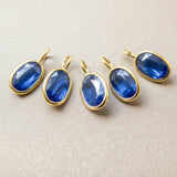 KYANITE – charm – 18 K gold