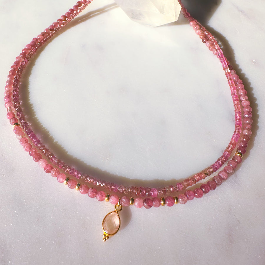 “BLOSSOM“ PEARL & TOURMALINE NECKLACE